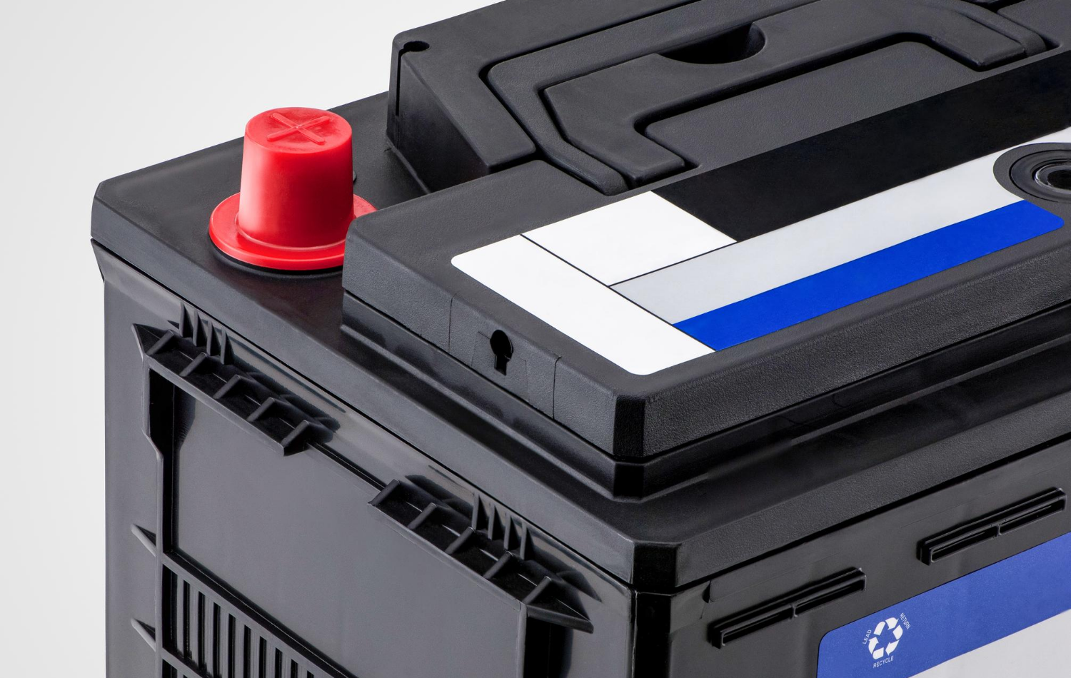 4 Signs You’ve Got Car Battery Trouble